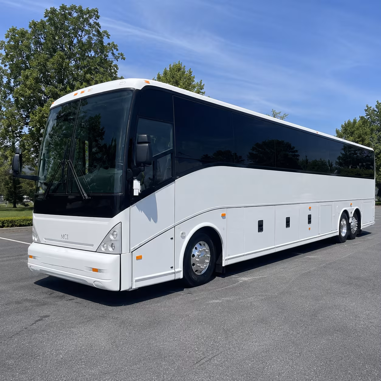 buses for provo area college campus and university field trips