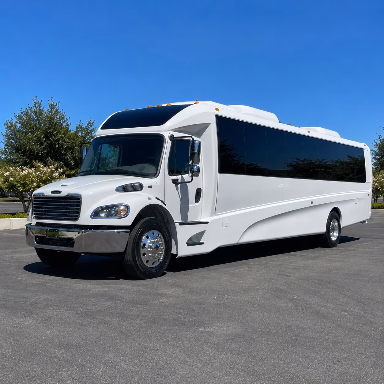 provo 28 passenger minibus