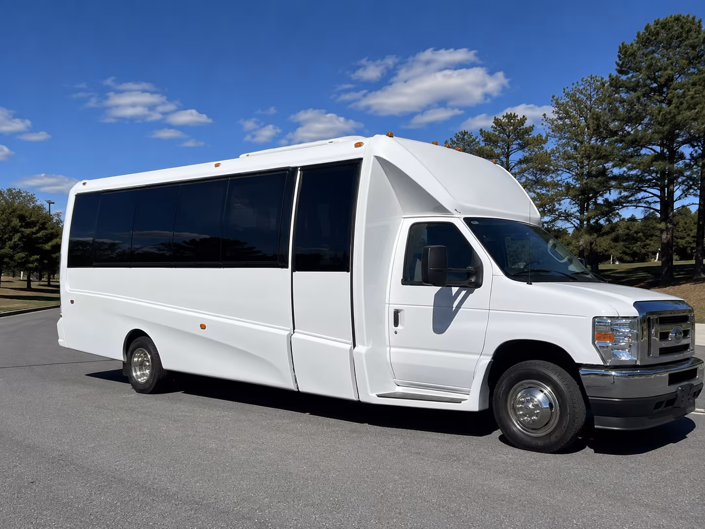 rent a party bus in provo for the perfect pre prom dinner run